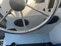 Nava de pescuit tip trauler de vânzare
