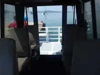 Barcă cu echipaj de vânzare
