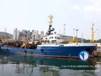 Nava de pescuit tip trauler de vânzare