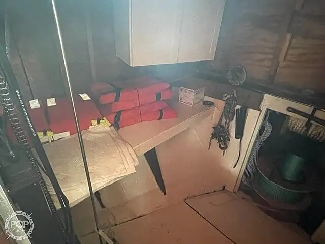 Nava de pescuit tip trauler de vânzare