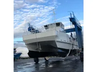 Navă de transport echipaj de vânzare