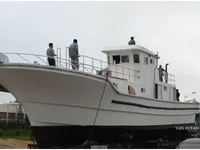 Nava de pescuit tip trauler de vânzare