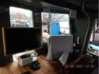 Nava de pescuit tip trauler de vânzare
