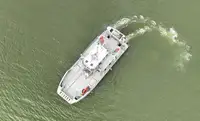 Catamaran de vânzare