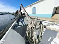 Nava de pescuit tip trauler de vânzare