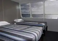 Catamaran de vânzare