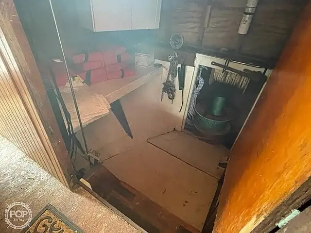 Nava de pescuit tip trauler de vânzare