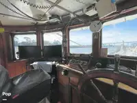 Nava de pescuit tip trauler de vânzare