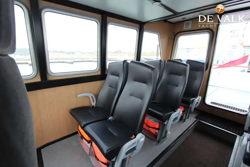 Navă de transport echipaj de vânzare