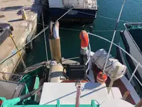 Nava de pescuit tip trauler de vânzare