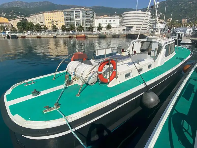 Navă pilot de vânzare