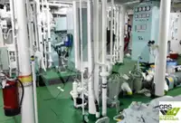 Ambarcațiune de debarcare, cu rezervoare de vânzare