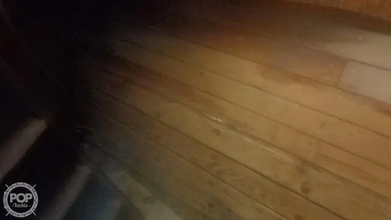 Nava de pescuit tip trauler de vânzare