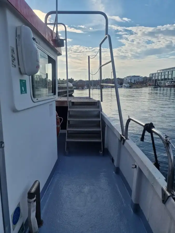 Catamaran de vânzare