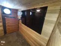 Nava de pescuit tip trauler de vânzare