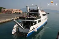 Navă cu feribotul de vânzare