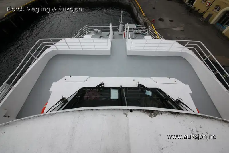Catamaran de vânzare