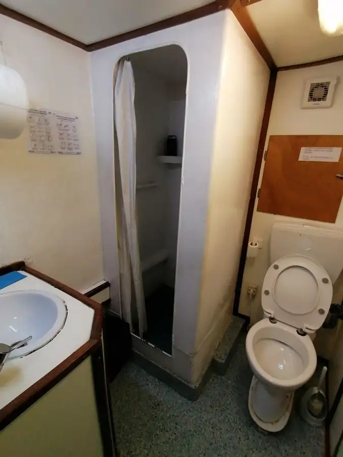 Navă de transport echipaj de vânzare