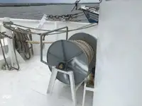 Nava de pescuit tip trauler de vânzare