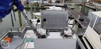 Nava de pescuit tip trauler de vânzare