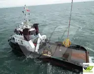 Bărci de lucru de vânzare