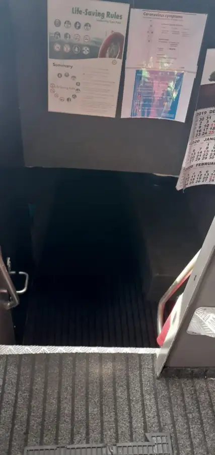 Navă de transport echipaj de vânzare