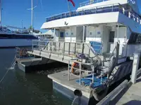 Catamaran de vânzare
