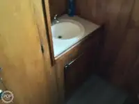 Nava de pescuit tip trauler de vânzare