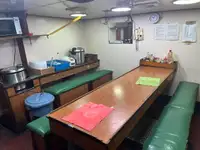 Nava de pescuit tip trauler de vânzare