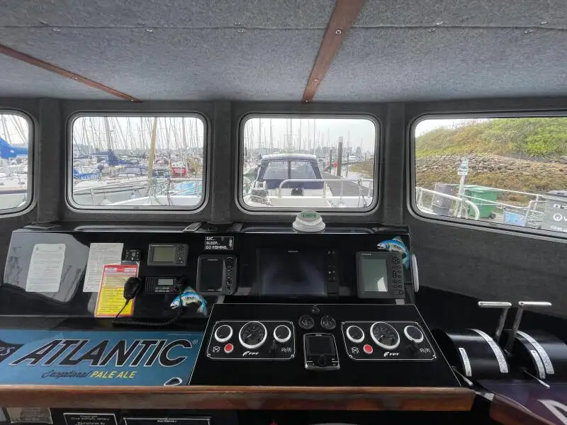 Catamaran de vânzare