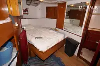 Navă de cercetare de vânzare
