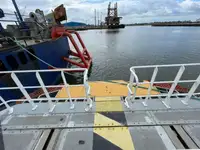 Nava container de vânzare