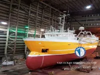 Nava de pescuit tip trauler de vânzare