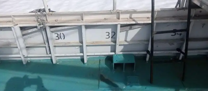 Nava de pescuit tip trauler de vânzare