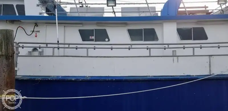 Catamaran de vânzare