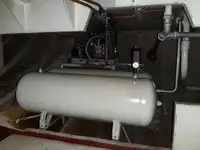Nava de pescuit tip trauler de vânzare