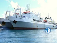 Nava de pescuit tip trauler de vânzare