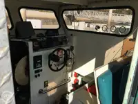 Nava de pescuit tip trauler de vânzare