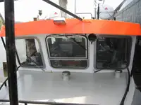 Barcă cu echipaj de vânzare