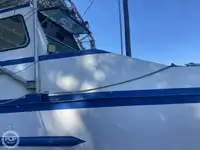 Nava de pescuit tip trauler de vânzare