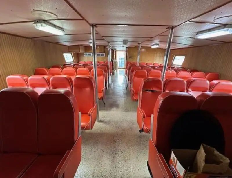 Navă de transport echipaj de vânzare