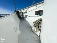 Nava de pescuit tip trauler de vânzare