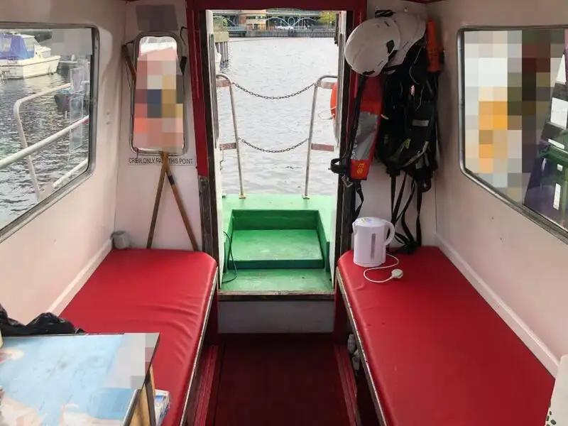 Navă pilot de vânzare