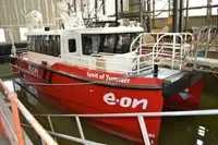 Catamaran de vânzare