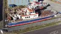 Catamaran de vânzare