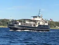 Navă de croazieră și feribot de vânzare