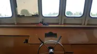 Nava de pescuit tip trauler de vânzare