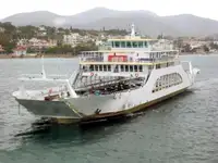 Navă cu feribotul de vânzare