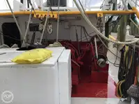Nava de pescuit tip trauler de vânzare