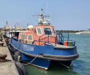 Navă de transport echipaj de vânzare